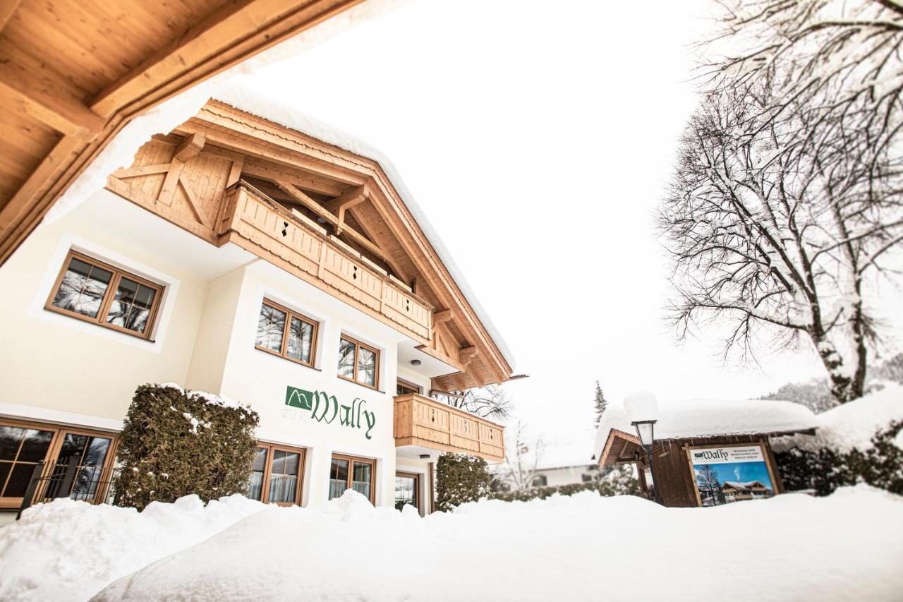 Ferienwohnungen "Zur Wally" Garmisch-Partenkirchen Exterior foto